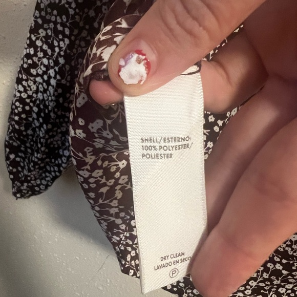 NWT Rebecca Minkoff Women’s “Selandra” Ruffled Hidden Button Floral Blouse M - Picture 8 of 8